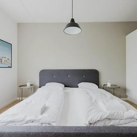 Scandi Retreat Steps From The Harbor Kopenhaga